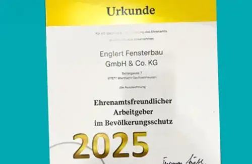 Urkunde für Englert Fensterbau für den Ehrenamtsfreundlichsten Arbeitgeer im Bevölkerungsschutz